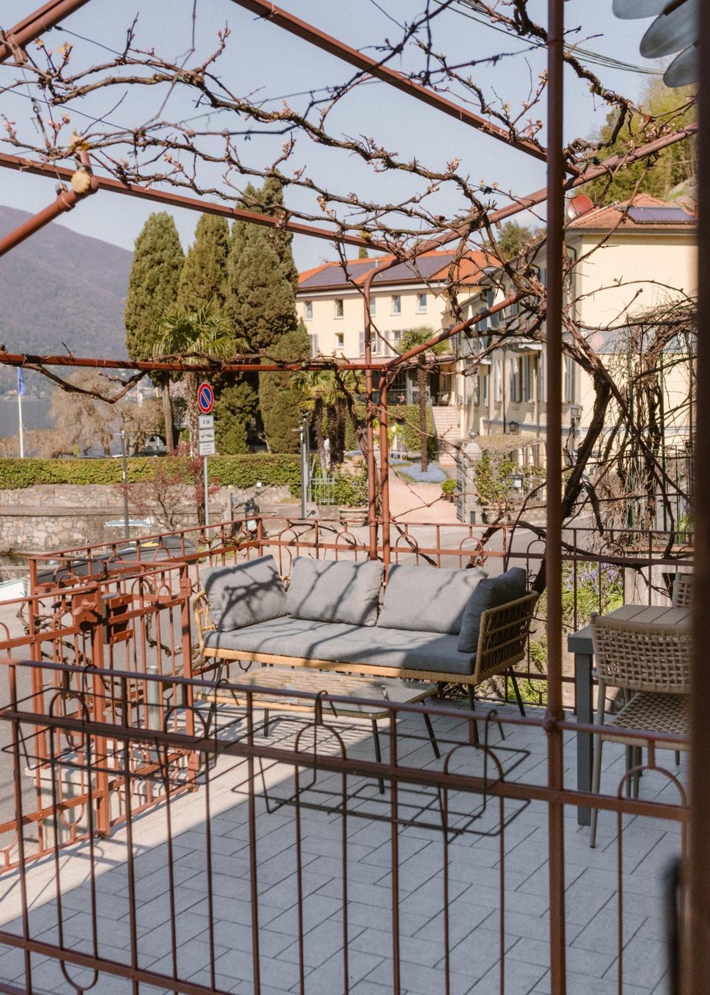 Charming Moment Di Villa Porta - La Vigna Luino Buitenkant foto